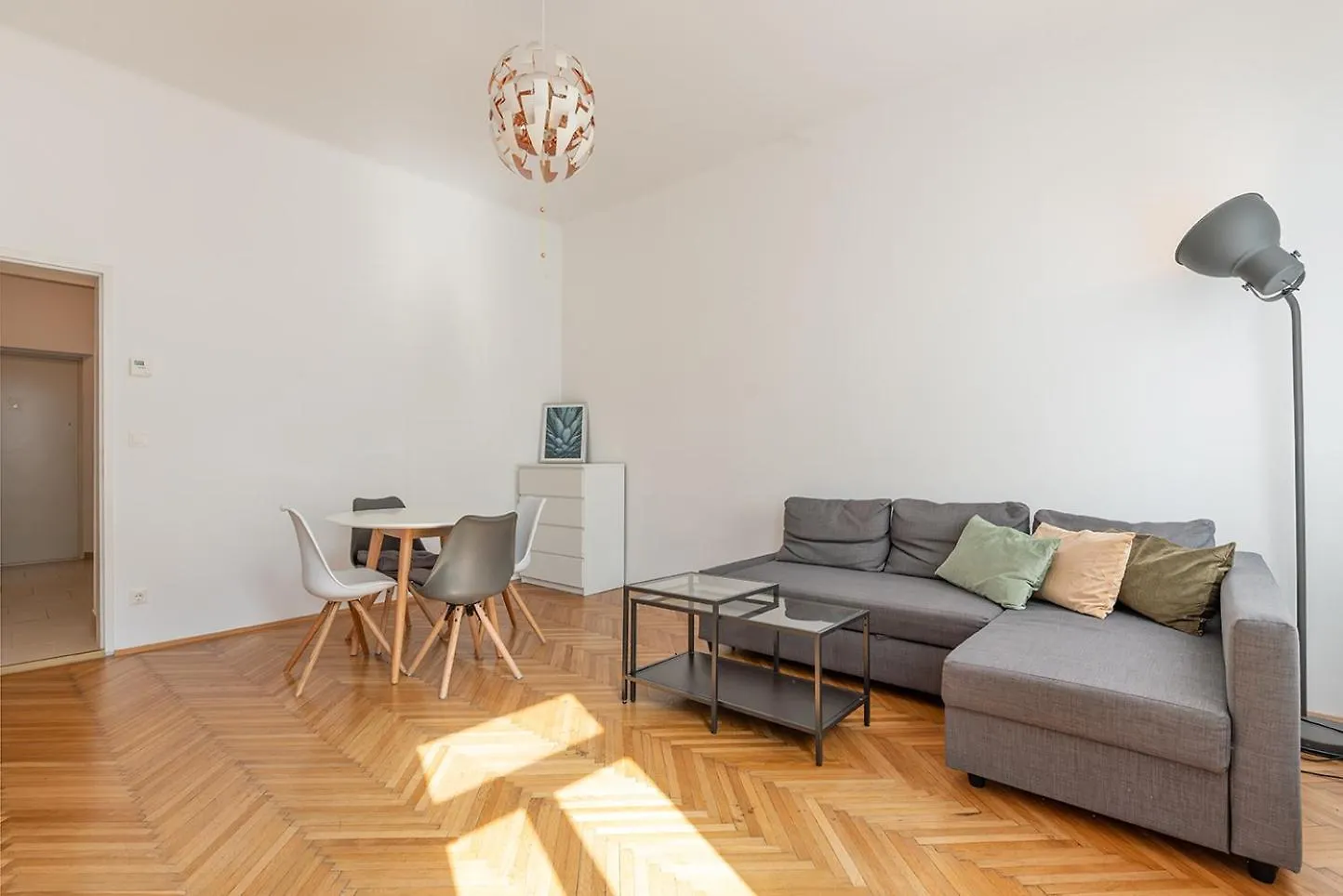 Zentral Und Ruhig Bei Schoenbrunn Vienna Apartment